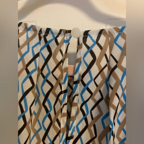 Worthington 100% polyester sleeveless blouse - Picture 3 of 4